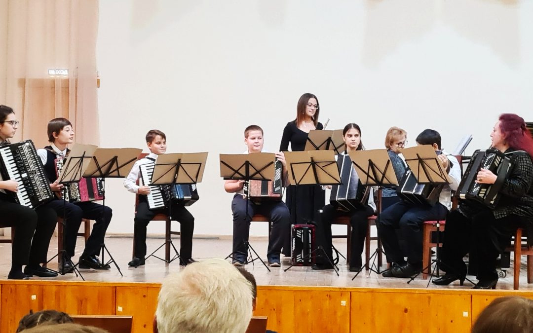 Подведены итоги II открытого межрегионального конкурса молодых исполнителей на народных инструментах