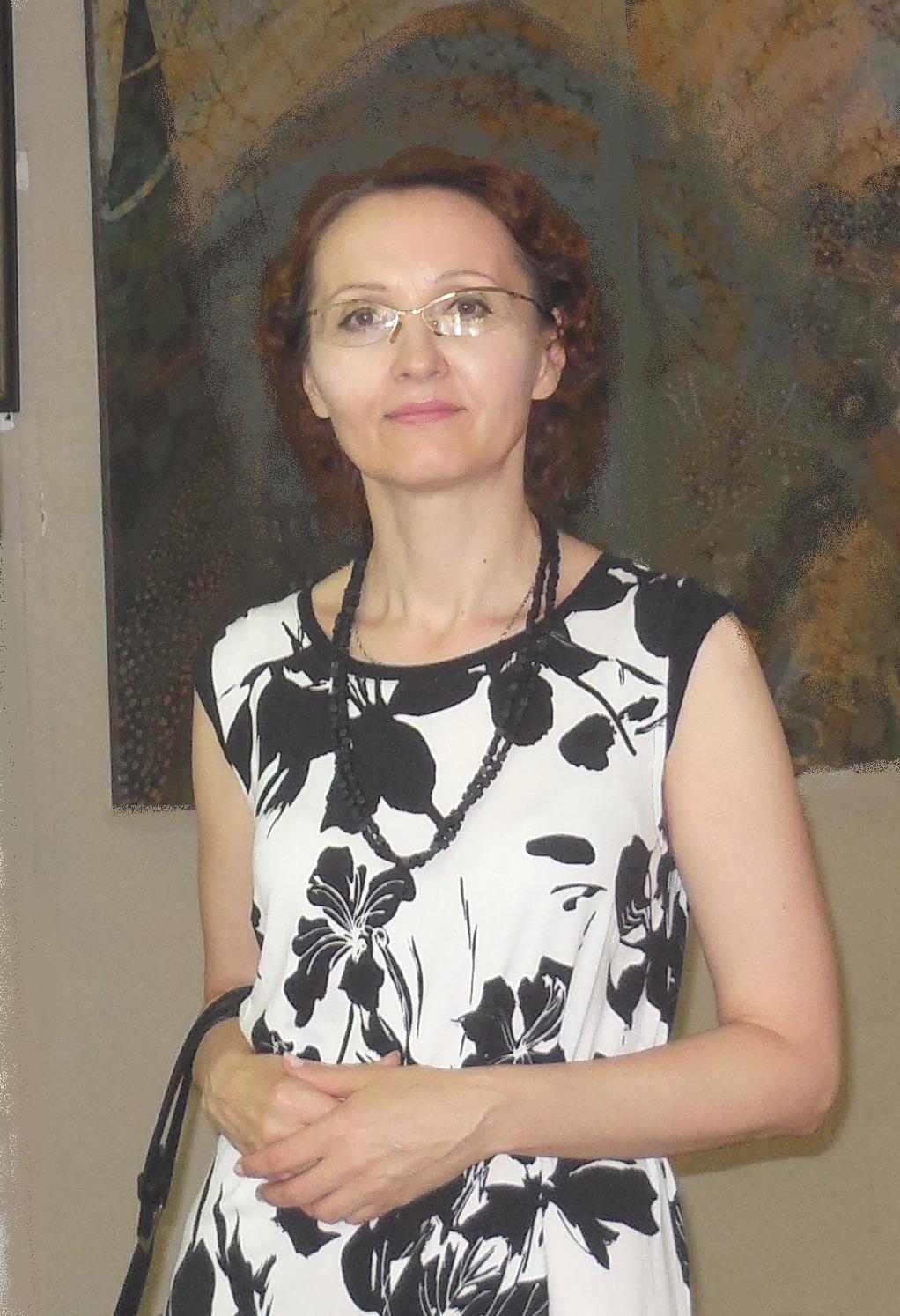 Бурмистрова Юлия Николаевна : преподаватель  отделения изобразительного искусства