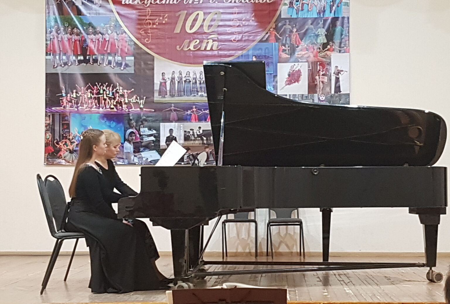 Конкурс фортепиано сегодня. Фестиваль одаренные дети Саратовская область. Конкурс фортепиано Бузулук 2015.