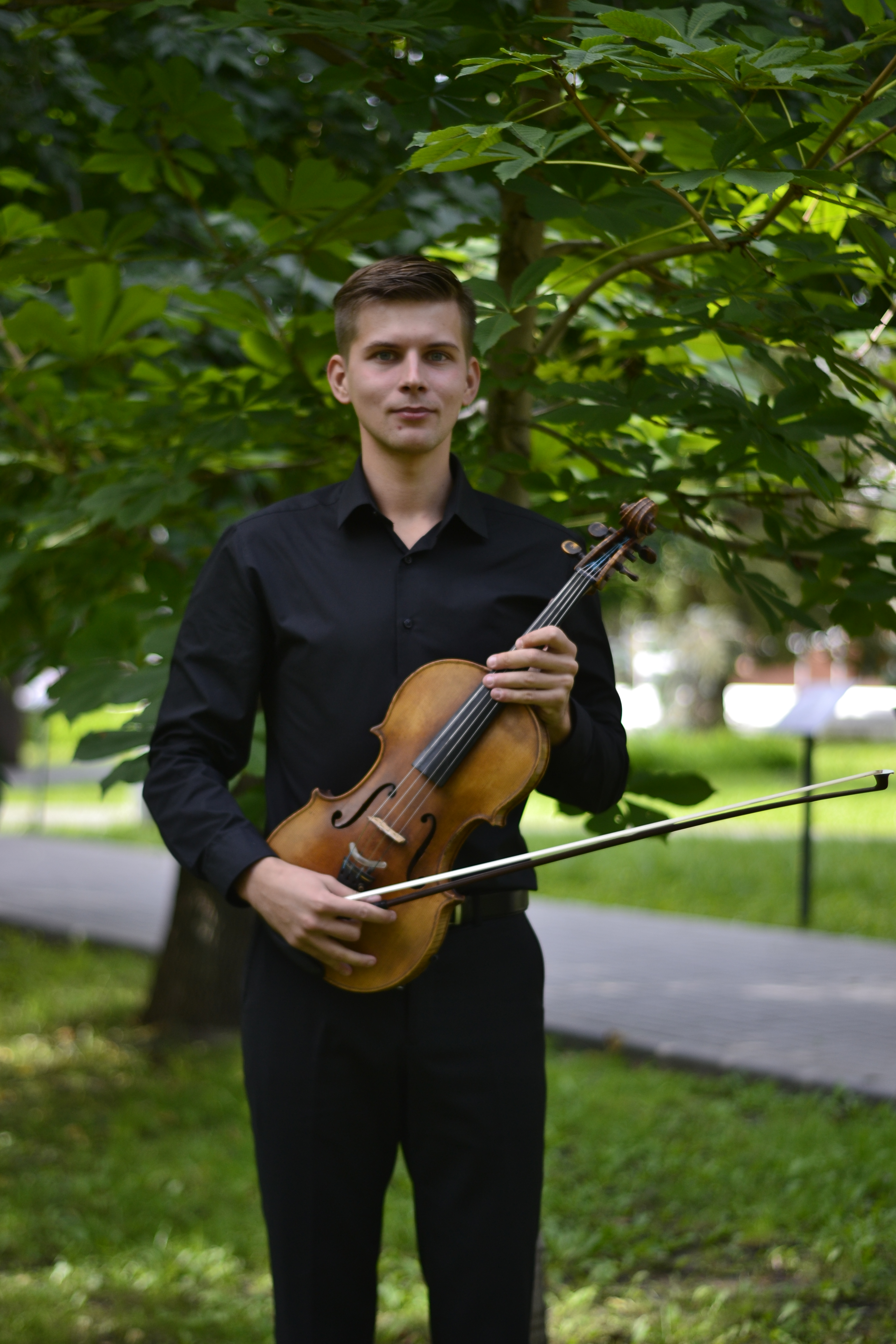 Волков Константин Сергеевич : преподаватель по классу скрипки